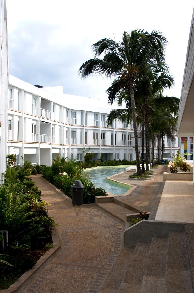 Hotel On Vacation Blue Cove 3*